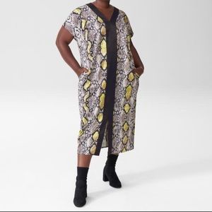 Universal Standard Snake print satin caftan 2-4 6 3xs
